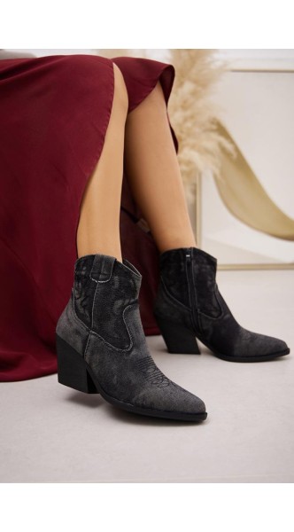 Bottine cowboy, santiag en jean, denim avec talon en biais