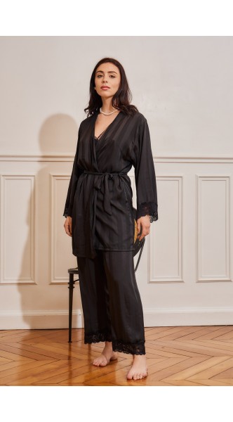 Ensemble 3 pièces pyjama avec matière satinée