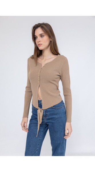 Pull côtelé boutonné