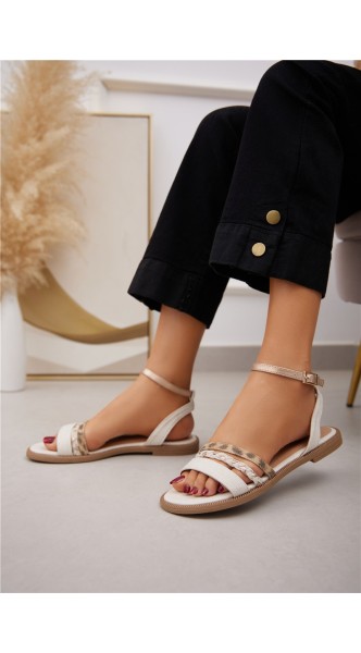 Sandale en denim avec lanières différentes
